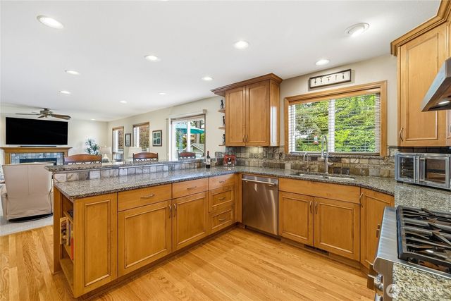 1017 Kelley Ridge Court, Bellingham, WA 98229