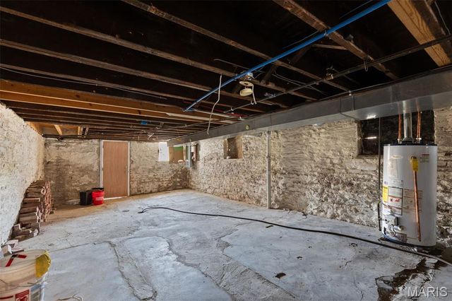 2336 Russell Boulevard, St Louis, MO 63104