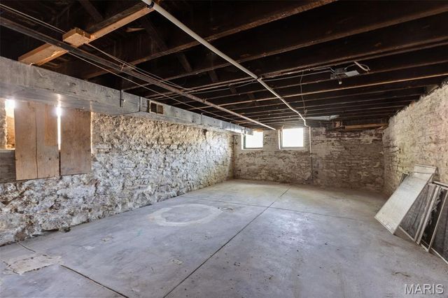 2336 Russell Boulevard, St Louis, MO 63104