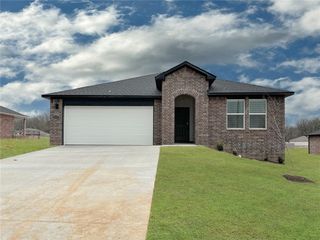 543 Oklahoma Street, Farmington, AR 72730
