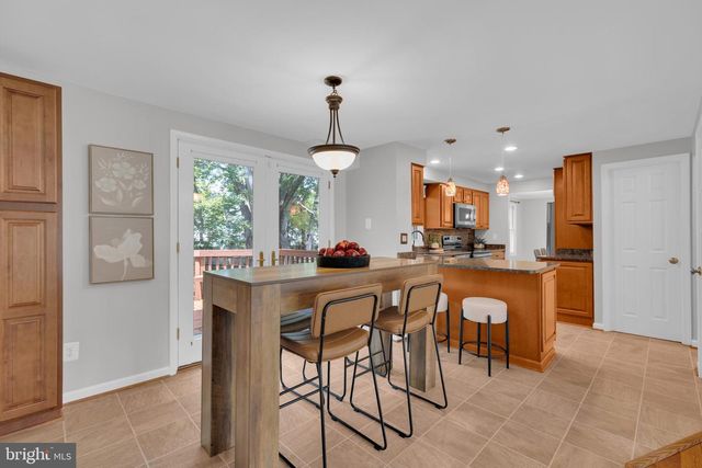 12620 HOLKEIN DR, Herndon, VA 20171