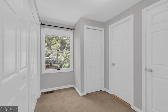 12620 HOLKEIN DR, Herndon, VA 20171