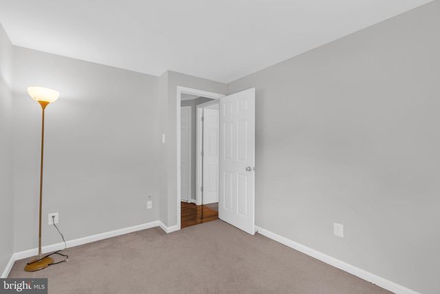 12620 HOLKEIN DR, Herndon, VA 20171