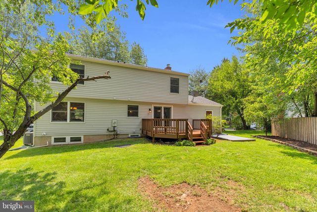 12620 HOLKEIN DR, Herndon, VA 20171
