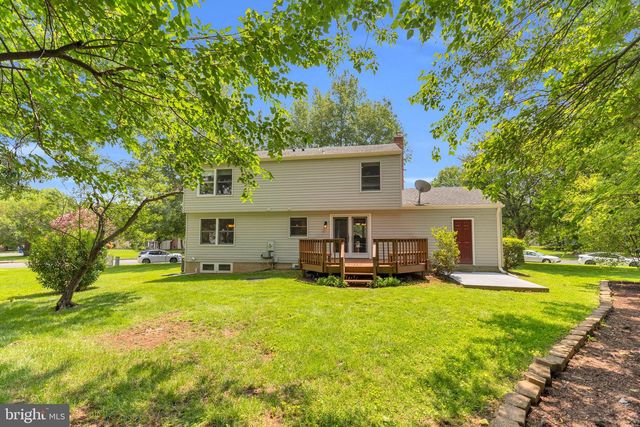 12620 HOLKEIN DR, Herndon, VA 20171