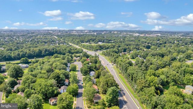 12620 HOLKEIN DR, Herndon, VA 20171