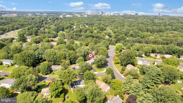 12620 HOLKEIN DR, Herndon, VA 20171