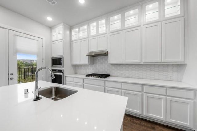 19911 Curved Steel Drive, Cypress, TX 77433