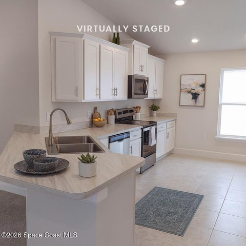 1066 Kylar Drive NW, Palm Bay, FL 32907