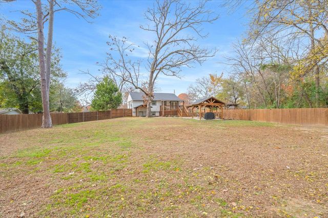 2422 Old Omen Road, Tyler, TX 75701