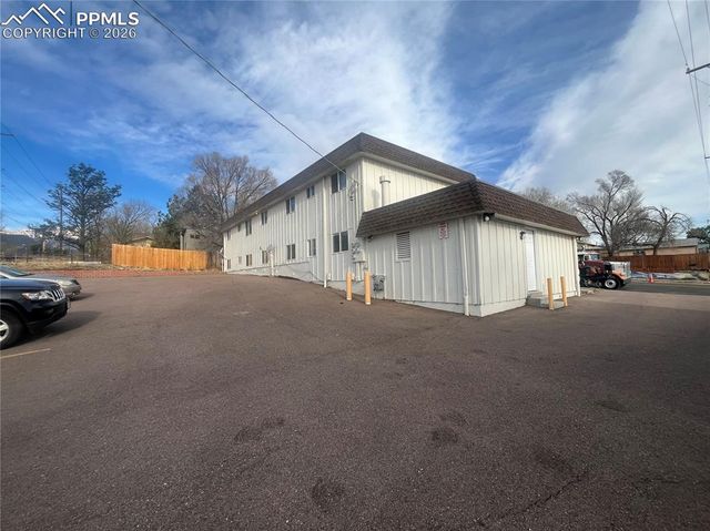 2625 King Street, Colorado Springs, CO 80904