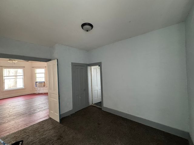 245 E Orleans Street E, Paxton, IL 60957