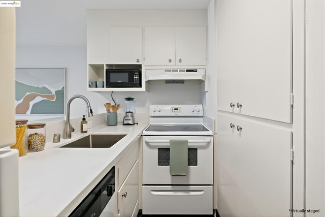 360 Vernon St 216, Oakland, CA 94610