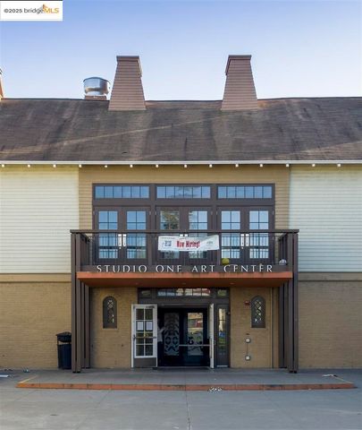 360 Vernon St 216, Oakland, CA 94610