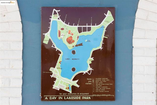 360 Vernon St 216, Oakland, CA 94610