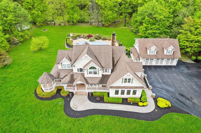 34 Satriano Court, Montgomery, NY 12549