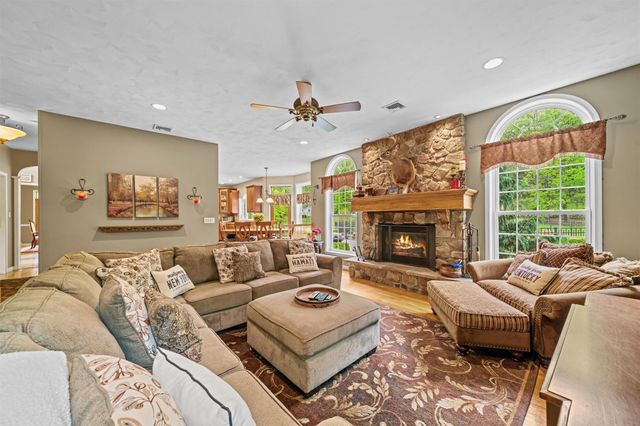 34 Satriano Court, Montgomery, NY 12549