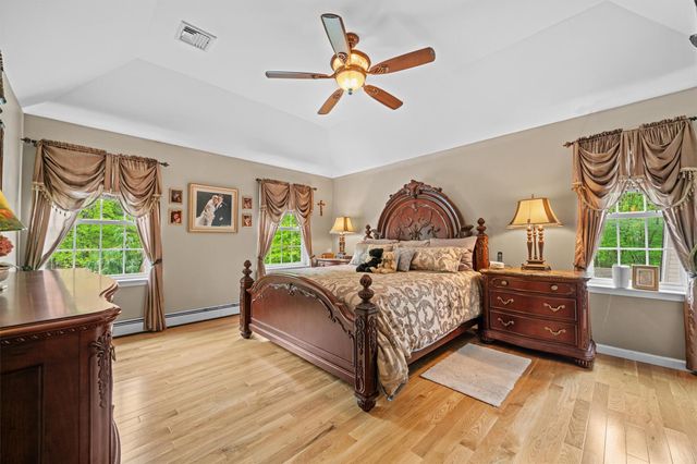 34 Satriano Court, Montgomery, NY 12549