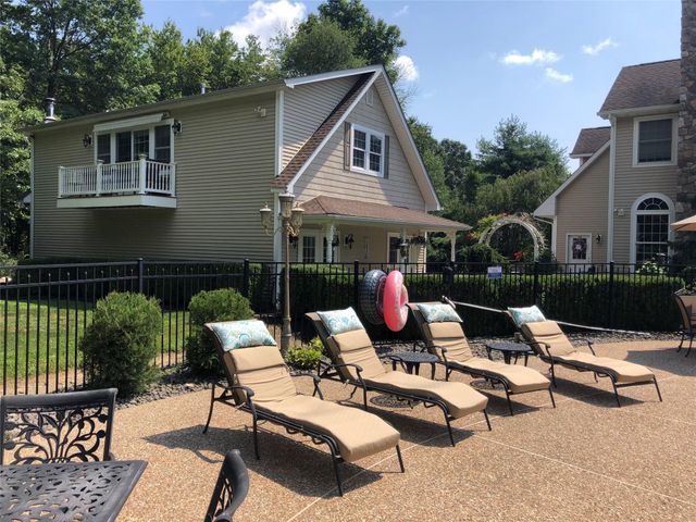 34 Satriano Court, Montgomery, NY 12549