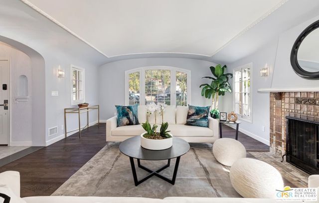404 E Randolph Street, Glendale, CA 91207