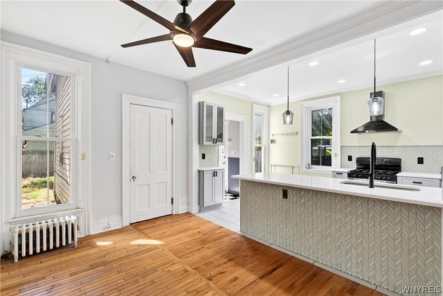 107 College Street, Buffalo, NY 14201