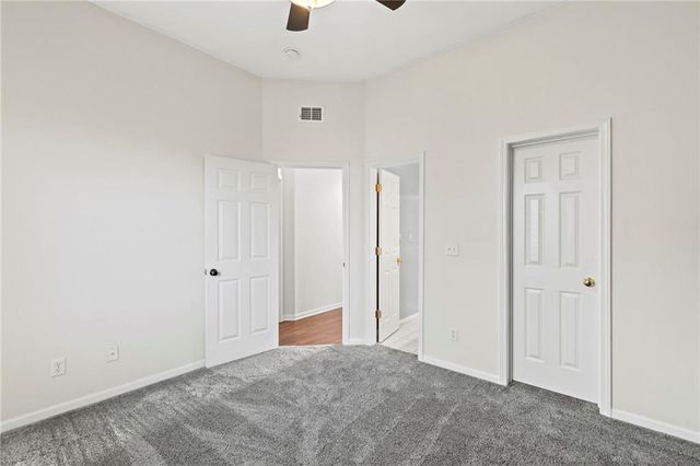 9708 N Laurel Avenue, Kansas City, MO 64157