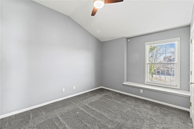 9708 N Laurel Avenue, Kansas City, MO 64157