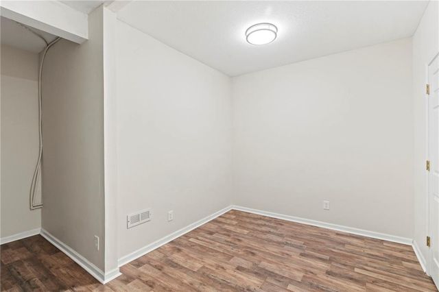 9708 N Laurel Avenue, Kansas City, MO 64157