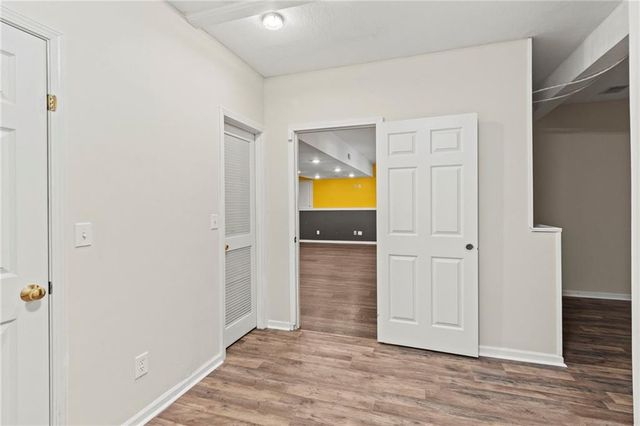 9708 N Laurel Avenue, Kansas City, MO 64157