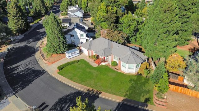 12546 Quail Meadow Dr, Auburn, CA 95603