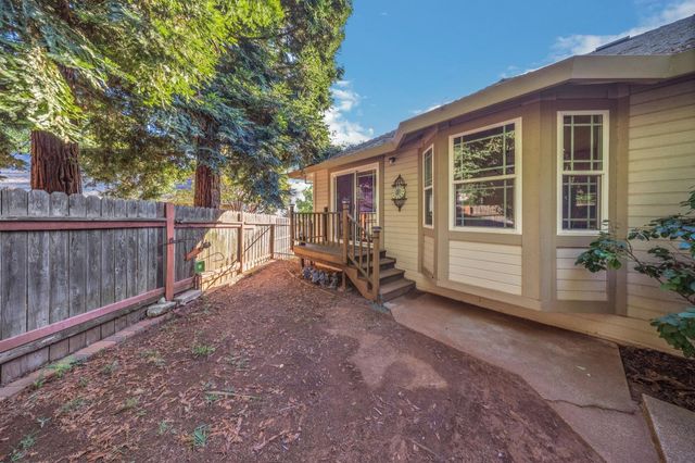 12546 Quail Meadow Dr, Auburn, CA 95603