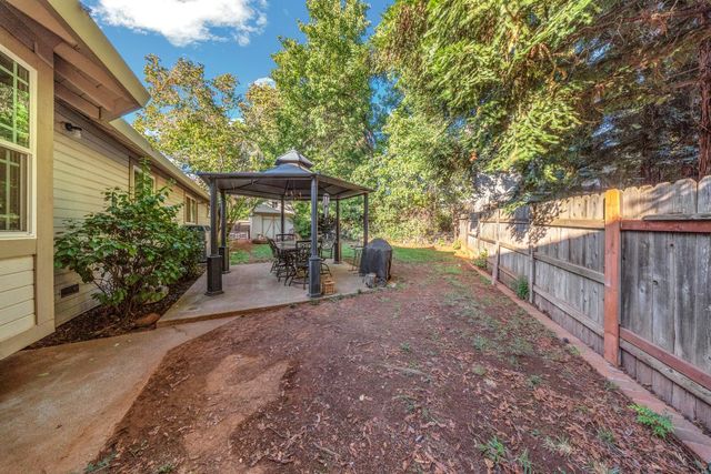 12546 Quail Meadow Dr, Auburn, CA 95603
