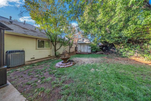 12546 Quail Meadow Dr, Auburn, CA 95603