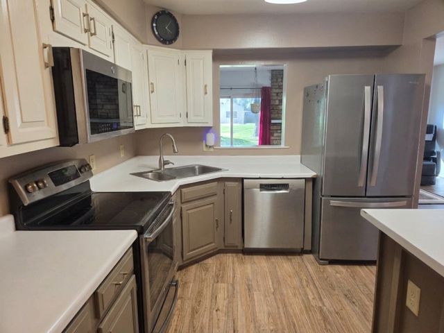 416 S Dee Road 0, Park Ridge, IL 60068