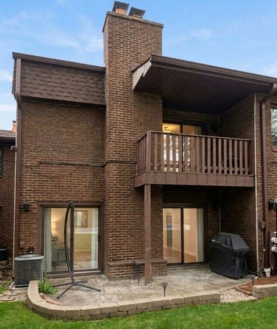 416 S Dee Road 0, Park Ridge, IL 60068
