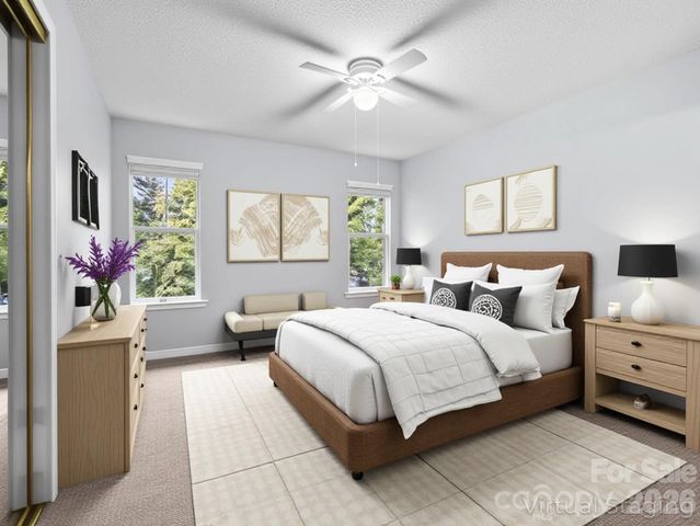 1002 Deermouse Way, Hendersonville, NC 28792