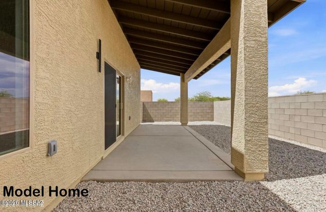 5553 S Swires Road, Tucson, AZ 85746