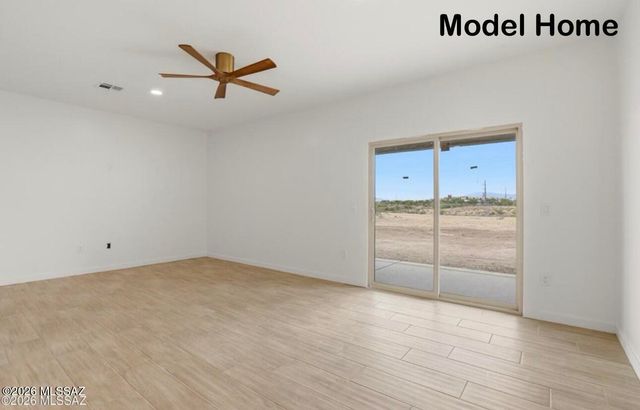 5553 S Swires Road, Tucson, AZ 85746
