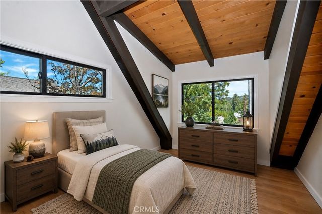 359 John Muir Road, Lake Arrowhead, CA 92352