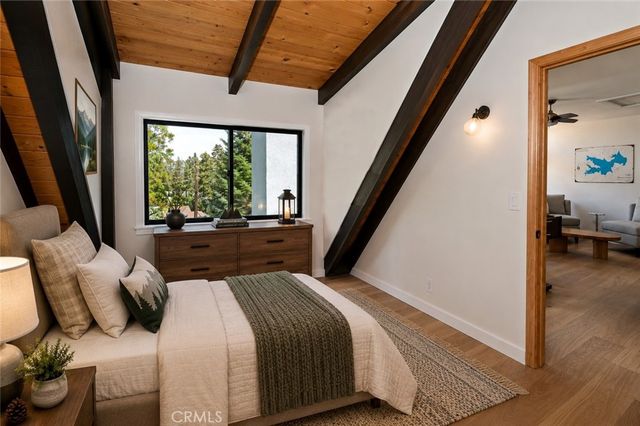 359 John Muir Road, Lake Arrowhead, CA 92352