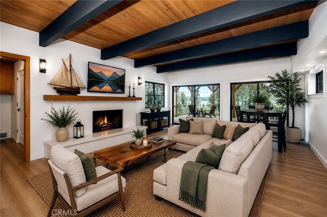 359 John Muir Road, Lake Arrowhead, CA 92352