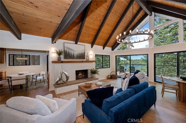 359 John Muir Road, Lake Arrowhead, CA 92352