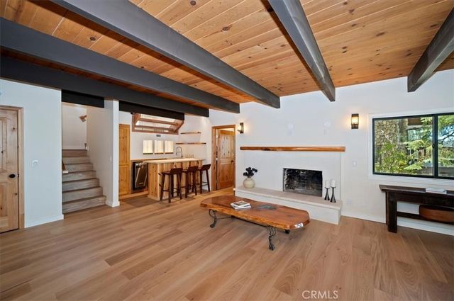 359 John Muir Road, Lake Arrowhead, CA 92352