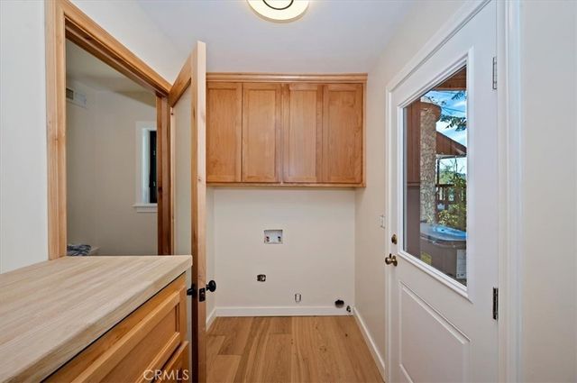 359 John Muir Road, Lake Arrowhead, CA 92352