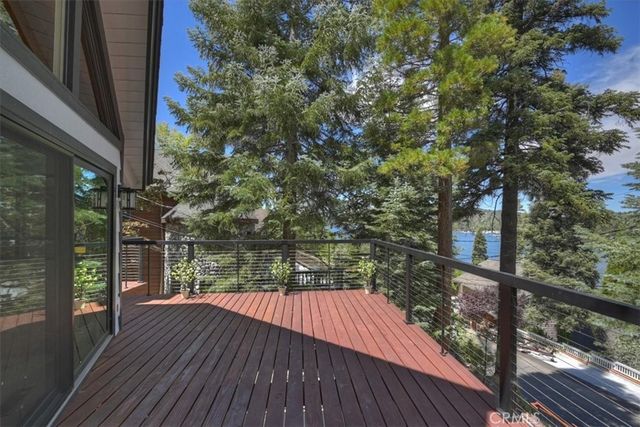 359 John Muir Road, Lake Arrowhead, CA 92352