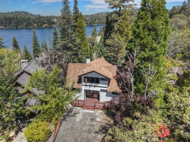 359 John Muir Road, Lake Arrowhead, CA 92352