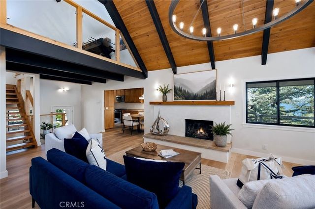 359 John Muir Road, Lake Arrowhead, CA 92352