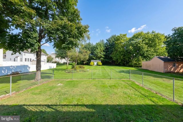 142 PRINCETON AVE, West Deptford, NJ 08096