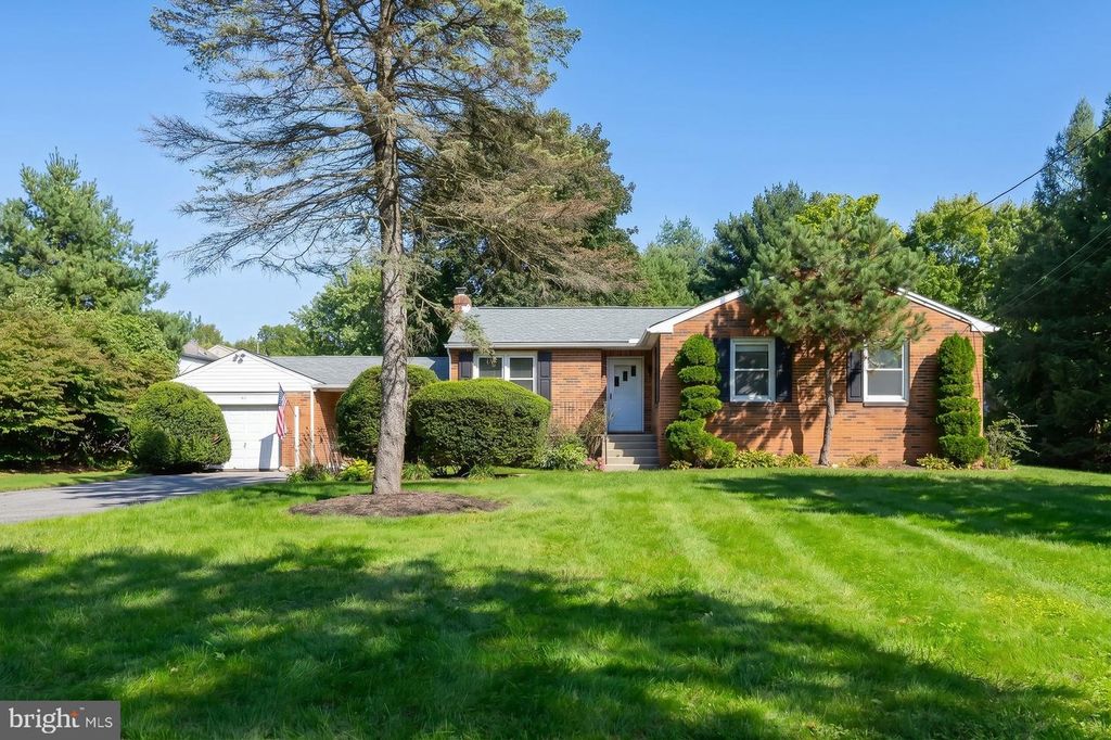 142 PRINCETON AVE, West Deptford, NJ 08096