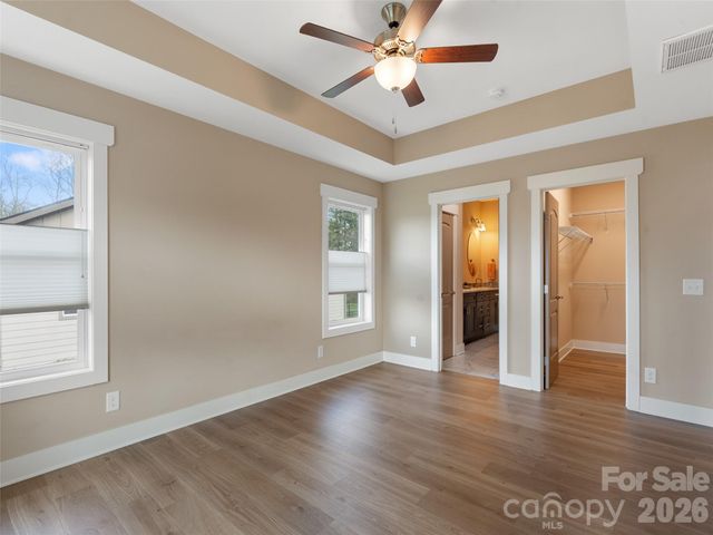 806 Blacksmith Run Drive, Hendersonville, NC 28792